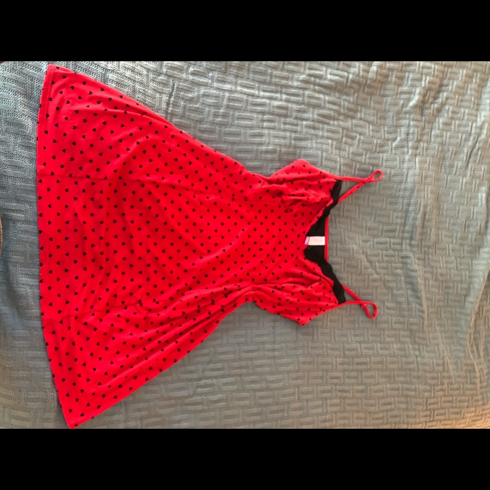 🖤💔 red with black hearts sexy nightgown 💔🖤